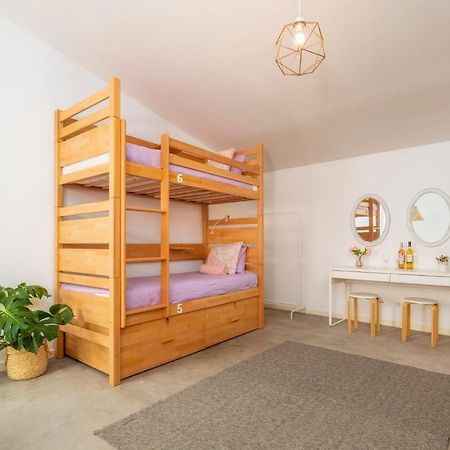 Female Hostel Фаро Екстериор снимка