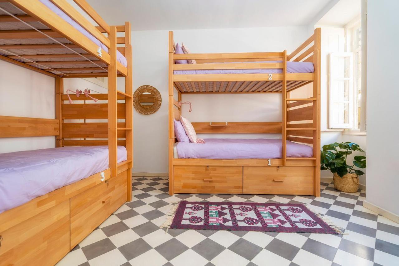 Female Hostel Фаро Екстериор снимка