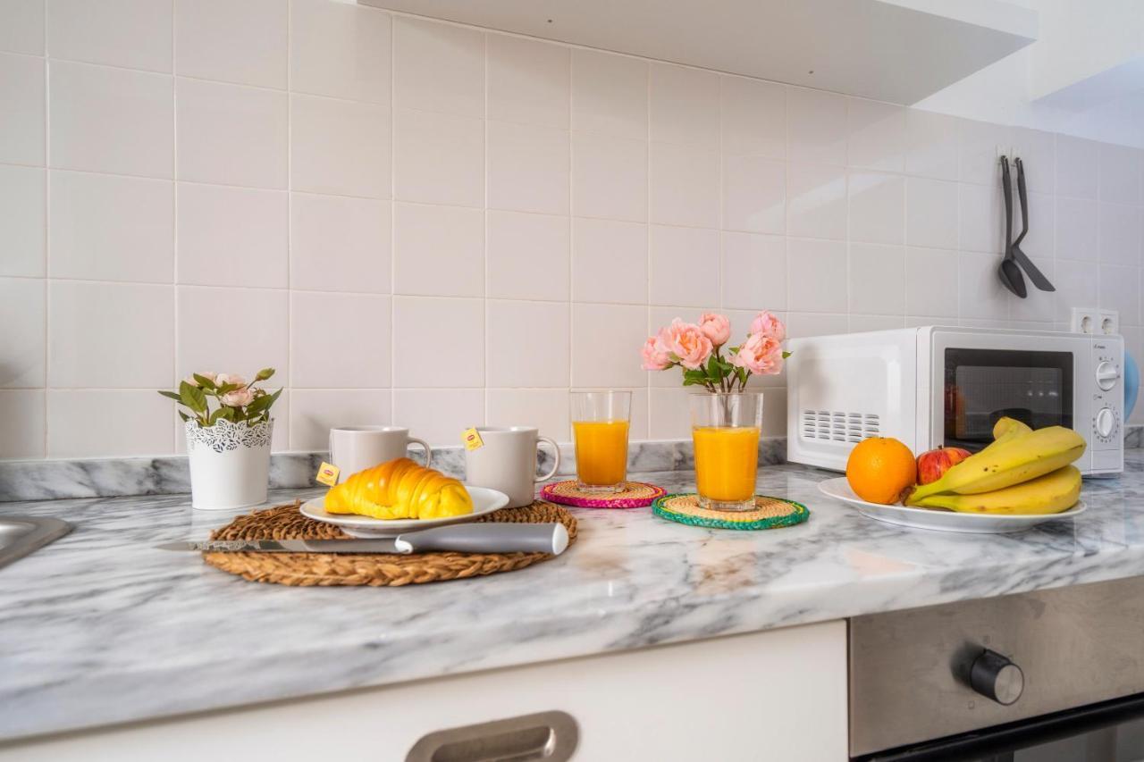 Female Hostel Фаро Екстериор снимка